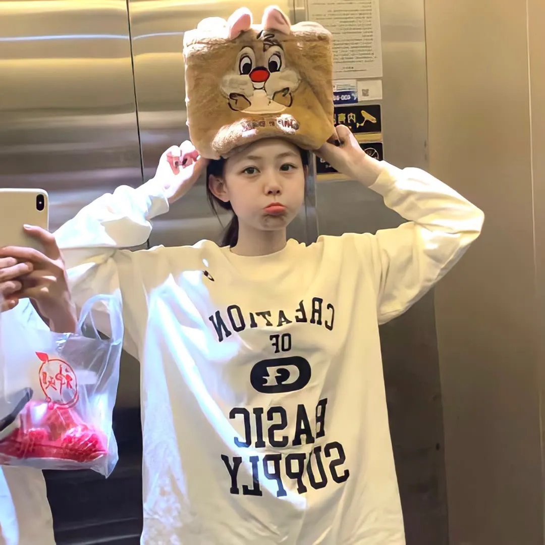 楼下的女人和楼上的男人